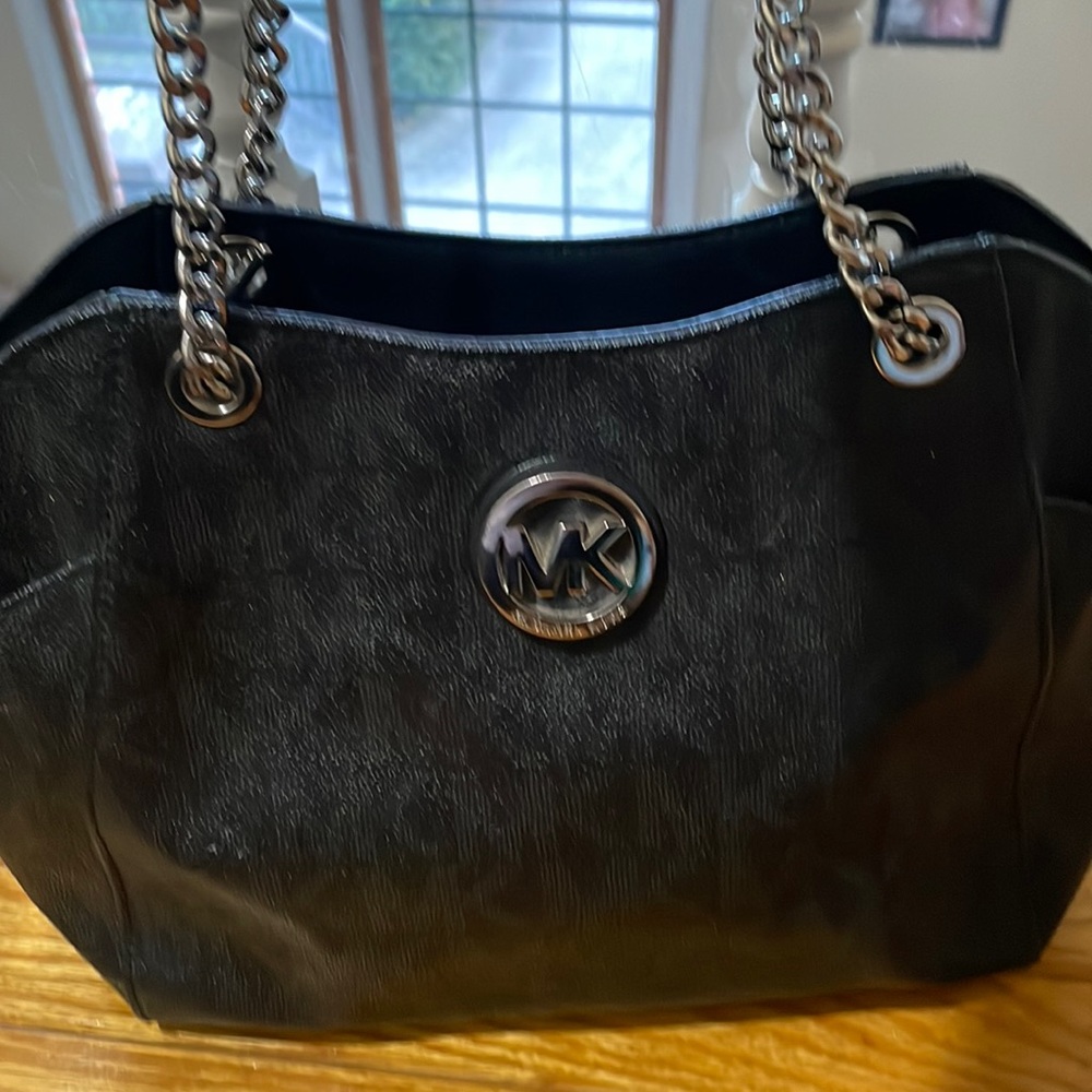 Black Michael Kors purse